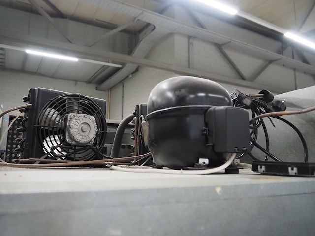 Gram - afbeelding 8 van  10