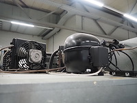 Gram - afbeelding 8 van  10