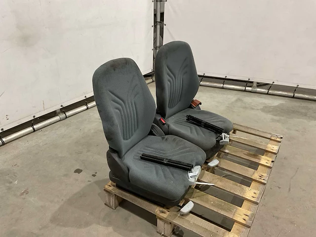 Grammer heftruck stoel (2x) - afbeelding 2 van  7