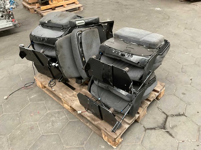 Grammer heftruck stoelen (5x) - afbeelding 8 van  8