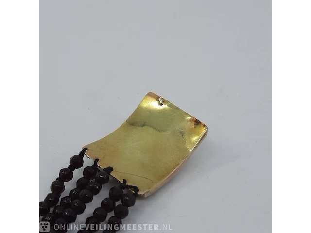 Granaten armband met gouden sluiting - afbeelding 2 van  13