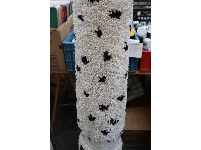 Grand carpet vloerkleed met zwarte stippen - 160x230cm - afbeelding 3 van  3