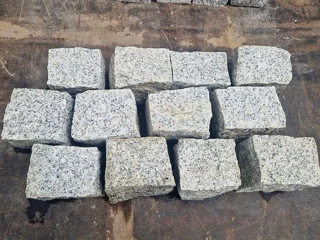 Graniet keien (ca. 14m²) - afbeelding 2 van  2