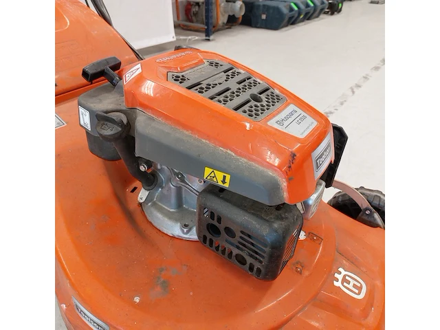 Grasmaaier - 530mm - benzine husqvarna, lc253s, bouwjaar 2023 - afbeelding 7 van  10