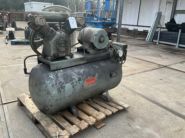 Grasso l820 zuigercompressor - afbeelding 1 van  9