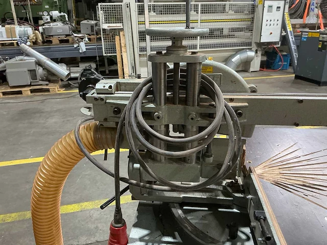 Graule - 1998 - zs 85 ns - afkortcirkelzaagmachine - afbeelding 8 van  8