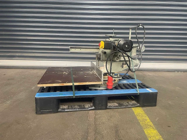 Graule - zs 135 - radiaalafkortzaagmachine - 2012 - afbeelding 1 van  8
