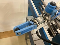 Graveermachine en teach robot - afbeelding 4 van  5