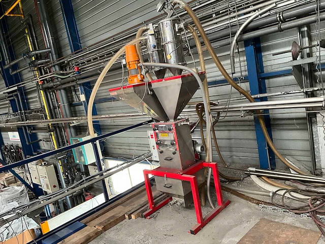 Gravimix fgb 2-3/0 meng- en doseermachine - afbeelding 1 van  14