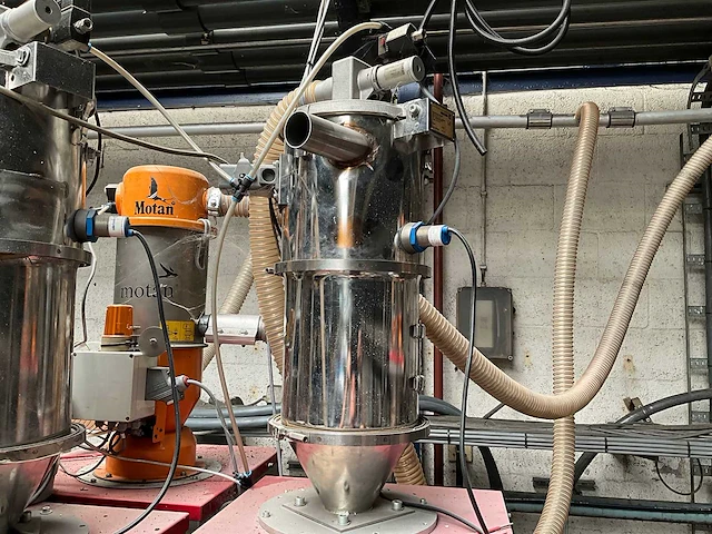 Gravimix fgb 2-3/0 meng- en doseermachine - afbeelding 2 van  11