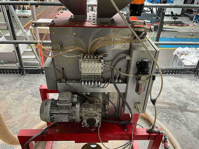Gravimix fgb 2-3/0 meng- en doseermachine - afbeelding 8 van  11