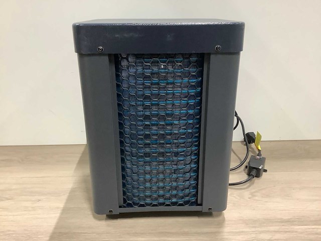 Gre mini zwembad warmtepomp - afbeelding 5 van  6