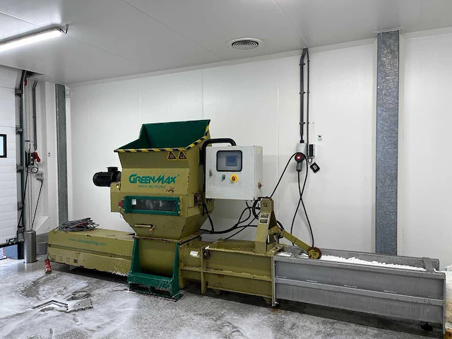 Greenmax intco recycling afvalpers machine - afbeelding 1 van  8