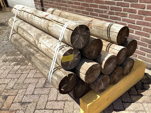 Grenen - 700 x 1000 x 1500 mm - houten palen (13x) - afbeelding 1 van  4