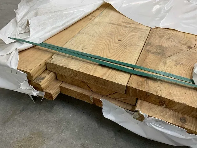 Grenen balk 38x286x4880 (9x) - afbeelding 1 van  5