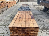 Grenen design bruin geïmpregneerd 5400x140x18mm (105x) - afbeelding 1 van  3