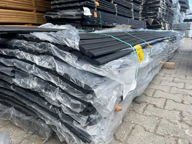 Grenen design/triple/deens profiel zwart gecoat 5100x142x22mm (150x) - afbeelding 2 van  3