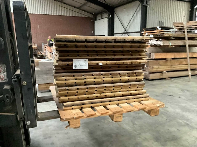 Grenen geïmpregneerde tuintegel 100x100 cm (25x) - afbeelding 9 van  10