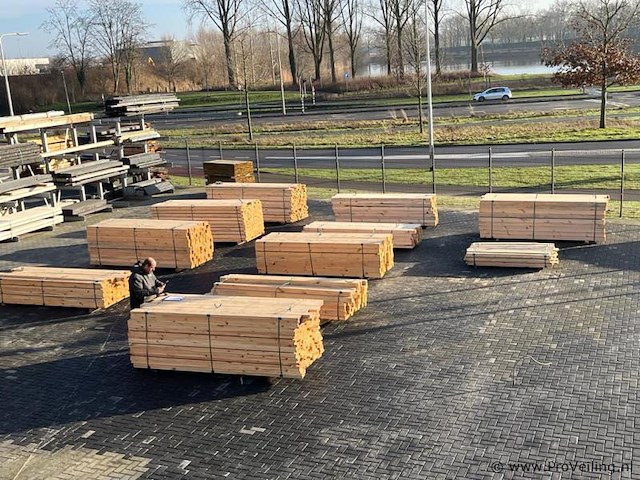 Grenen geschaafd onbehandeld vierkant 90 x 90 mm - afbeelding 13 van  13