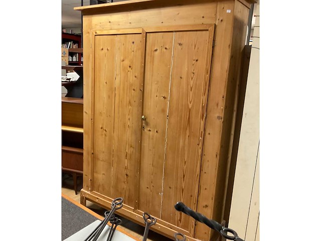 Grenen kast - afbeelding 2 van  2