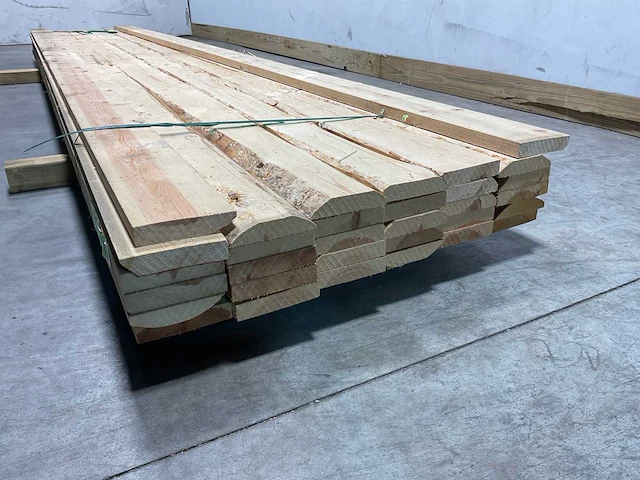 Grenen plank 400x12x2,5 cm (32x) - afbeelding 1 van  5