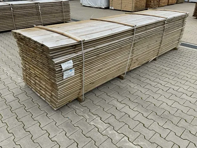 Grenen rabatdelen 3600x145x18mm (224x) - afbeelding 1 van  6