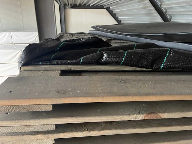 Grenen schuttingpanelen grijs gecoat 1800x1800mm (9x) - afbeelding 1 van  3