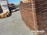 Grenen schuttingplanken bruin geïmpregneerd 16x140mm, lengte 180c,m - afbeelding 2 van  3