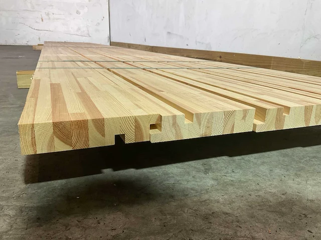Grenen spouwlat 600x18,5x4 cm (5x) - afbeelding 4 van  5