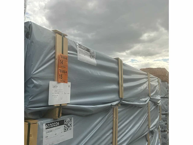 Grenen zweeds rabat zwart gecoat 25x195mm, lengte 420cm (100x) - afbeelding 4 van  4