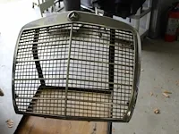 Grill mercedes benz 108. afmeting ca. 64 x 56 cm - afbeelding 1 van  5