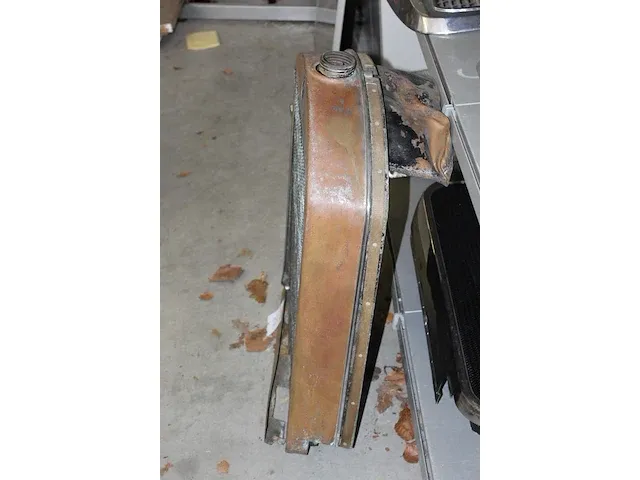 Grill/radiateur mercedes benz met afmeting ca. 54 x 75 cm. - afbeelding 3 van  4
