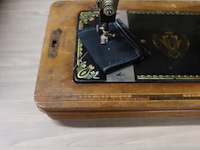 Grilzner naaimachine - afbeelding 3 van  4