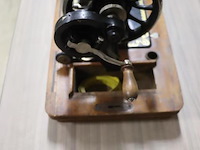 Grilzner naaimachine - afbeelding 4 van  4