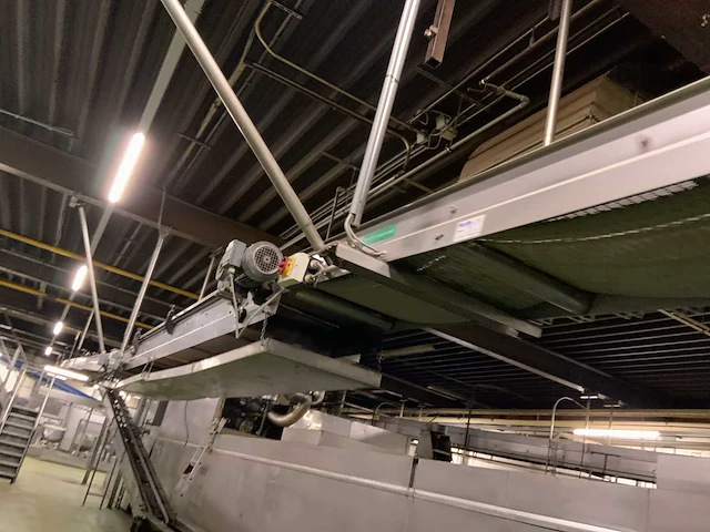 Gringhuis lift met transportband - afbeelding 13 van  31