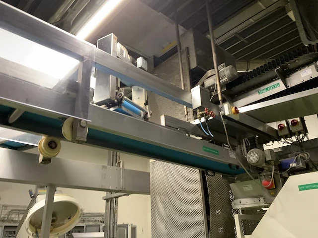 Gringhuis lift met transportband - afbeelding 29 van  31