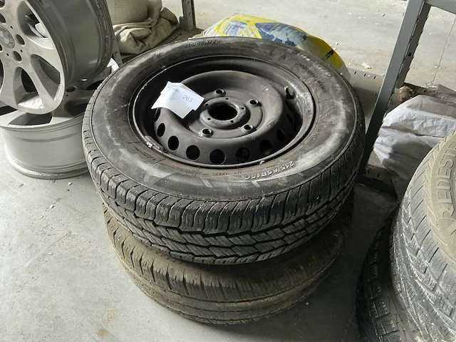 Gripmas winterband op stalen velg (2x) - afbeelding 1 van  6