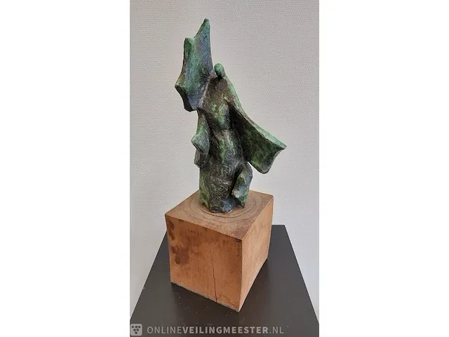 Groen bronzen "engel" - afbeelding 1 van  4