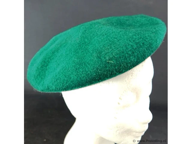 Groene baret - afbeelding 2 van  5