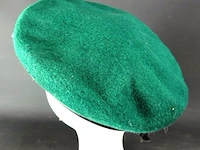 Groene baret - afbeelding 4 van  5