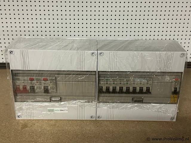 Groepenkast ac 400 v 63 a 17 ka - afbeelding 2 van  3