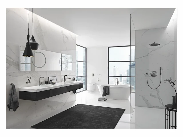 Grohe essence new badkraan vrijstaand inclusief doucheset exclusief installatiedeel hard graphite - afbeelding 3 van  4