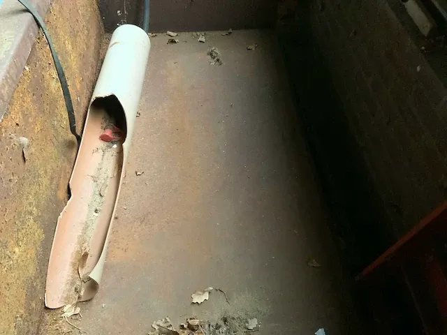 Grondbak “hydraulisch kantelen” - afbeelding 7 van  9
