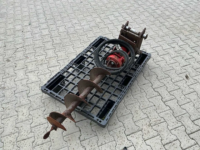 Grondboor 250mm hydraulisch aangedreven grondboor - afbeelding 5 van  12