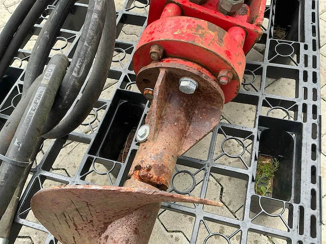 Grondboor 250mm hydraulisch aangedreven grondboor - afbeelding 11 van  12