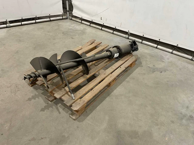 Grondboor voor minigraafmachine - afbeelding 1 van  7