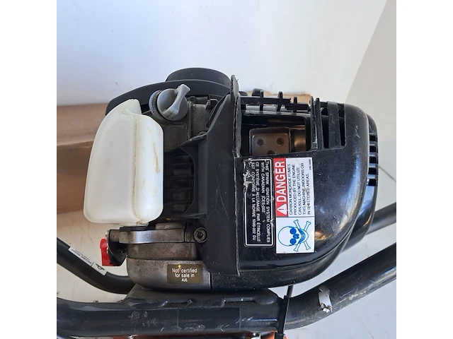 Grondboormachine 1-persoons - benzine general equipment, m240h, bouwjaar 2018 - afbeelding 3 van  8