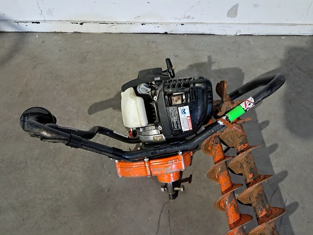 Grondboormachine 1-persoons - benzine general equipment, m240h, bouwjaar 2019 - afbeelding 3 van  8