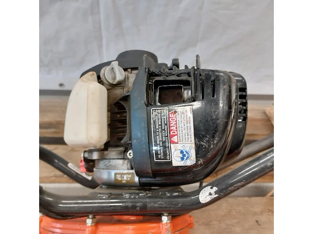 Grondboormachine 1-persoons - benzine general equipment, m240h, bouwjaar 2019 - afbeelding 6 van  10