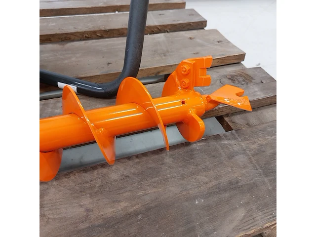 Grondboormachine 1-persoons - benzine general equipment, m240h, bouwjaar 2019 - afbeelding 3 van  9